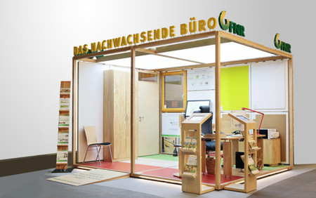 "Das Nachwachsende Büro" ist ein Messestand in Form eines vollständig nachhaltig eingerichteten und ausgestatteten Büros. Bild: allefarben-foto